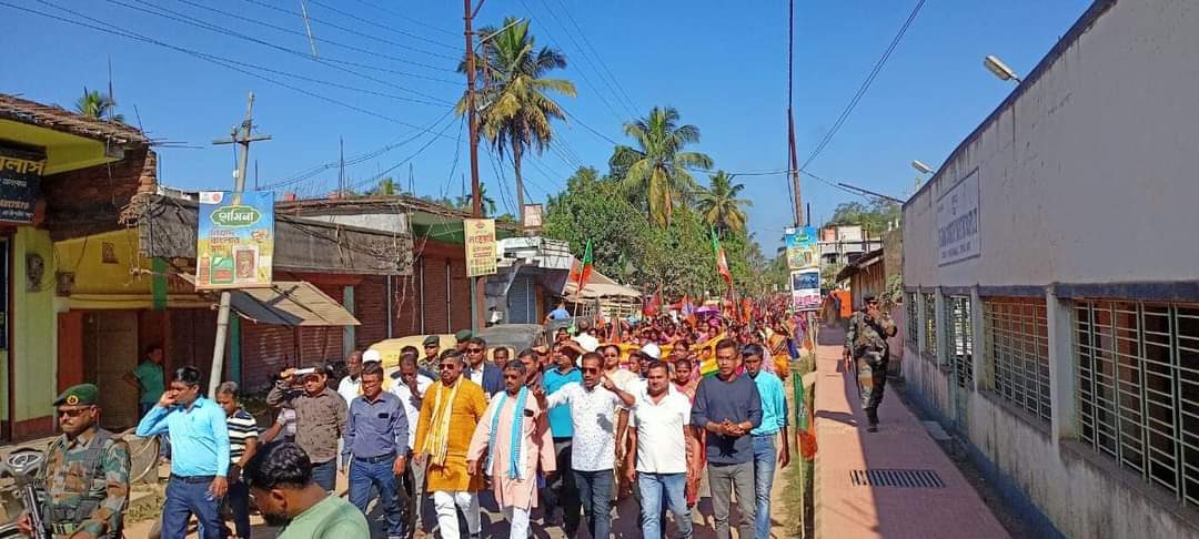Minister susanta Chowdhury attend in launching of Ghore Ghore BJP campaign in Jirania.