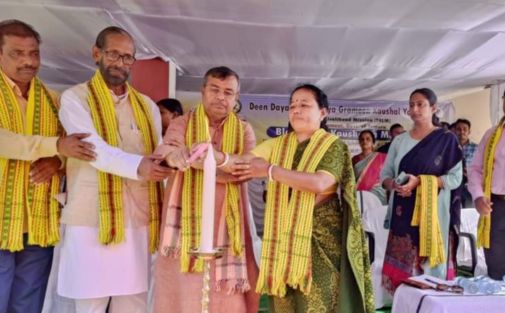 সমাজের অস্তিম ব্যক্তির কাছে সরকারি প্রকল্পের সুযোগ পৌঁছে দেওয়াই সরকারের লক্ষ্য : শিক্ষামন্ত্রী