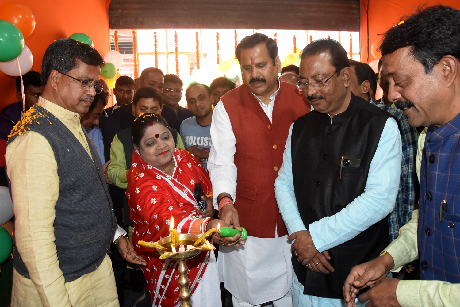 🚨🧧বড়দোয়ালী কেন্দ্রে ভারতীয় জনতা পার্টির মুখ্য নির্বাচনী কার্যালয়ের উদ্বোধনে মুখ্যমন্ত্রী
