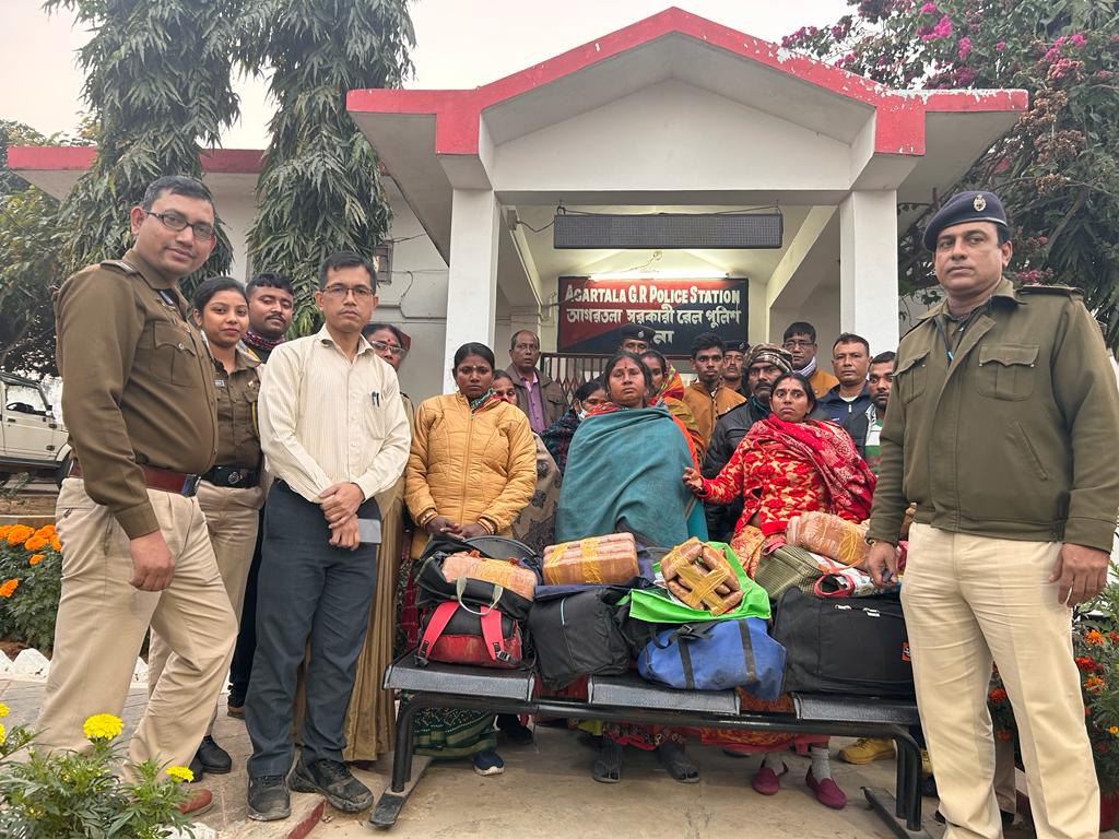 🧧🚨34 kg dry ganja recovered from Tripura Sundari Express