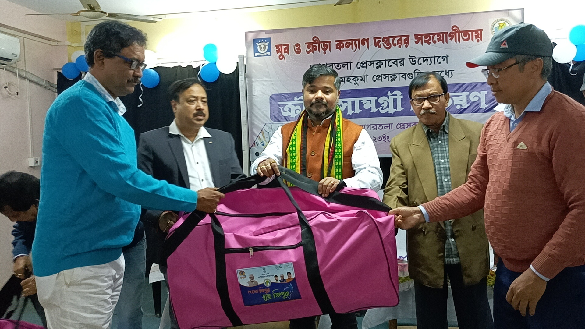 🚨🧧Journalists play an important role in strengthening the democracy: ICA Minister
