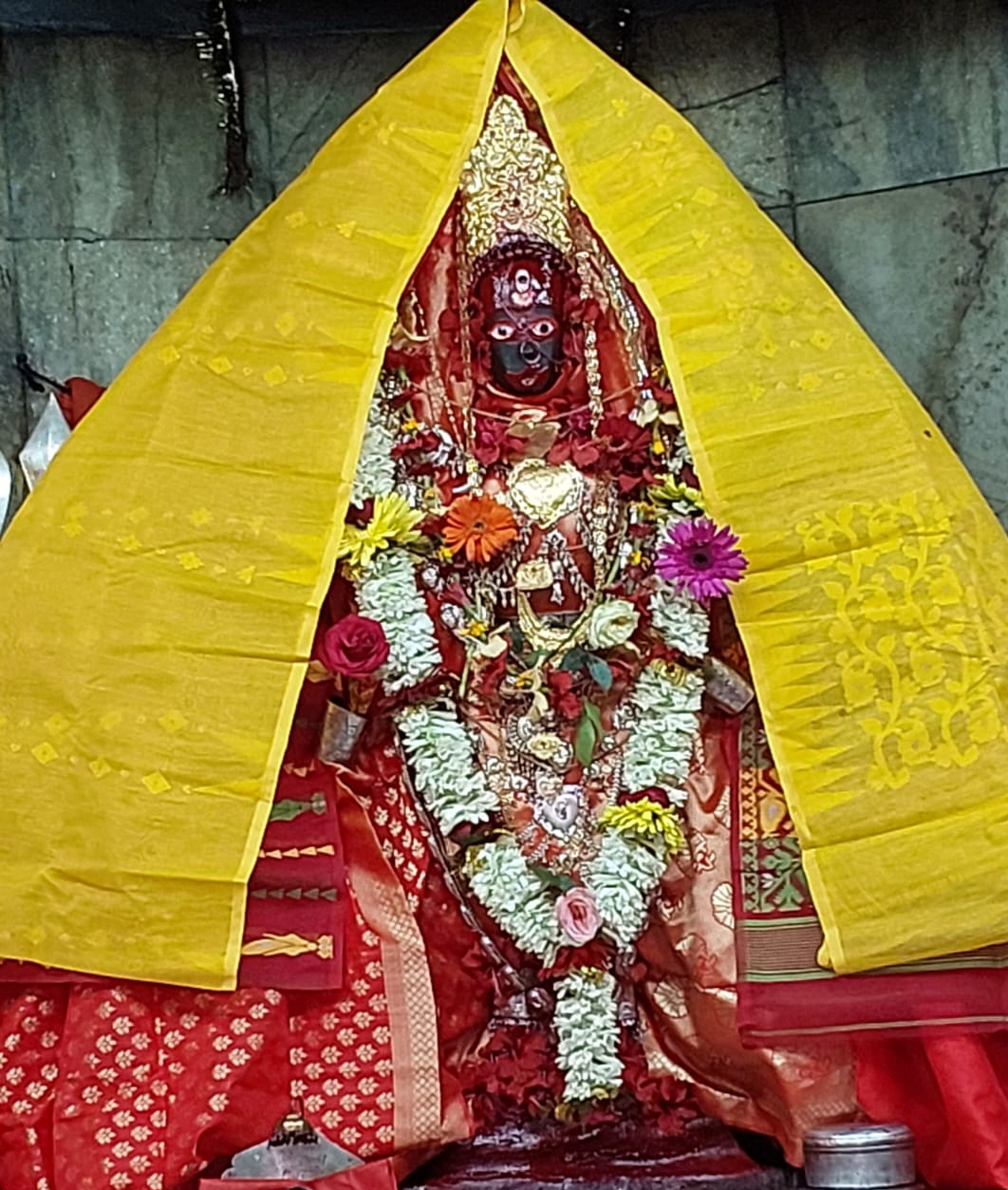 🧧🚨Idol of Tripura Sundari Ma on Monday 🧧🚨