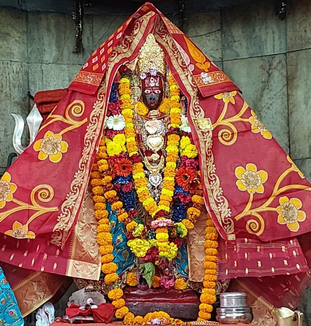 🧧🚨 Idol of Tripura Sundari Ma on Sunday 🧧🚨