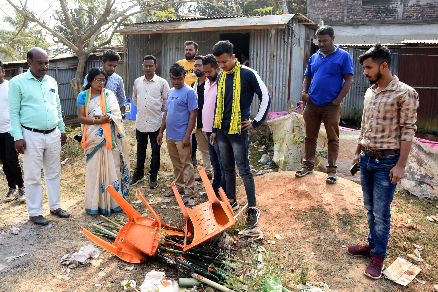 🧧🚨Attack on BJP party office at bhadarghat!!