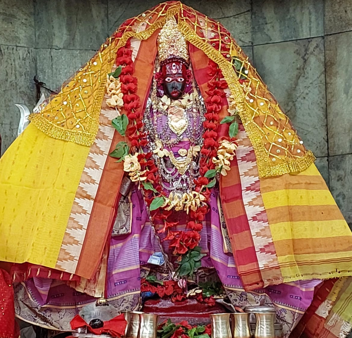 🚨🧧 Idol of Tripura Sundari Ma on Wednesday 🧧🚨
