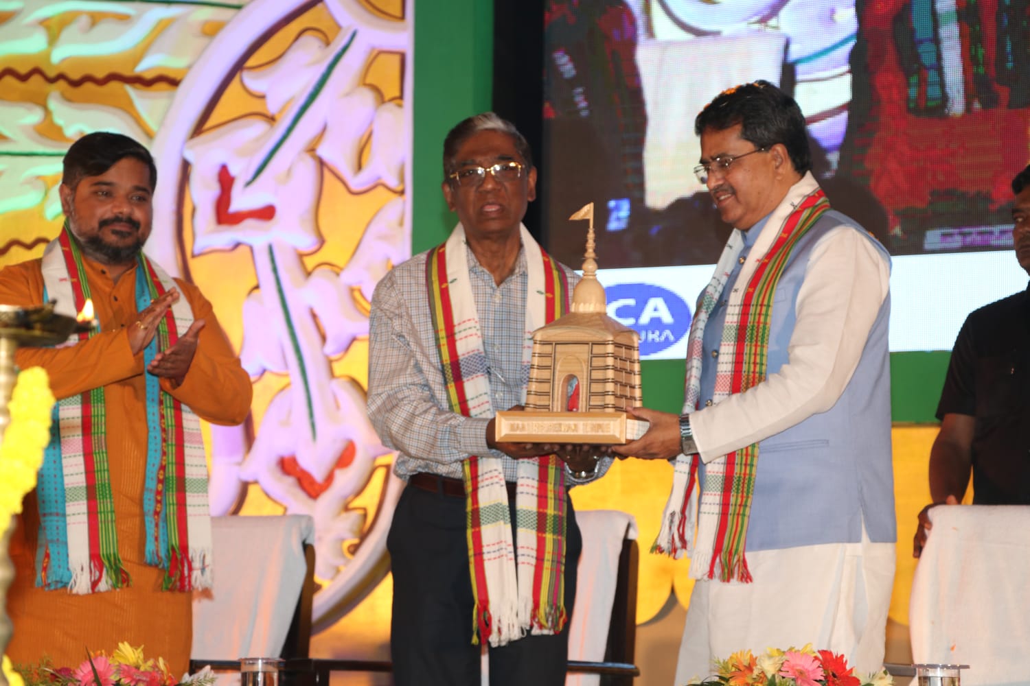🧧🚨চিন্তা চেতনার প্রসারের জন্য বই পড়া অত্যন্ত প্রয়োজন: মুখ্যমন্ত্রী
