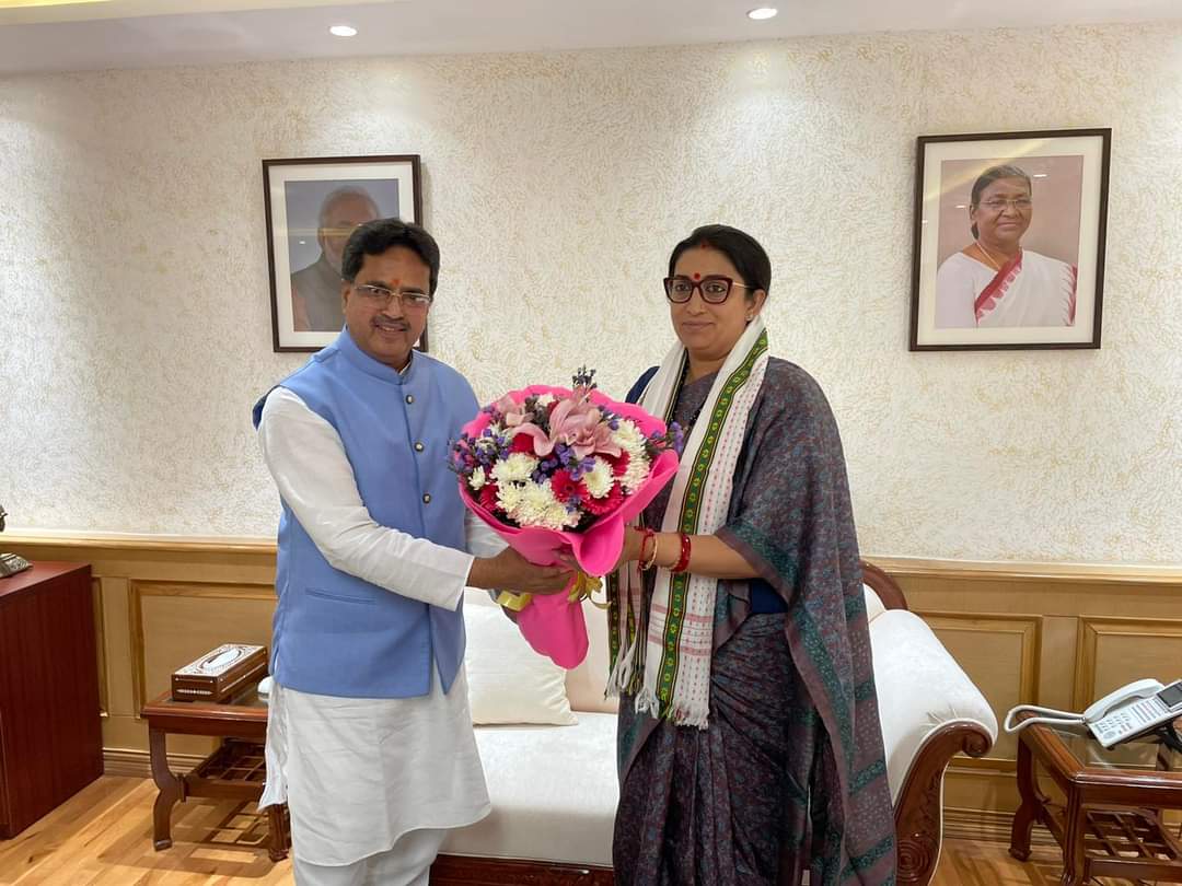 🧧🚨Chief Minister in a courtesy call on Union Minister for Women and Child Development in New Delhi
